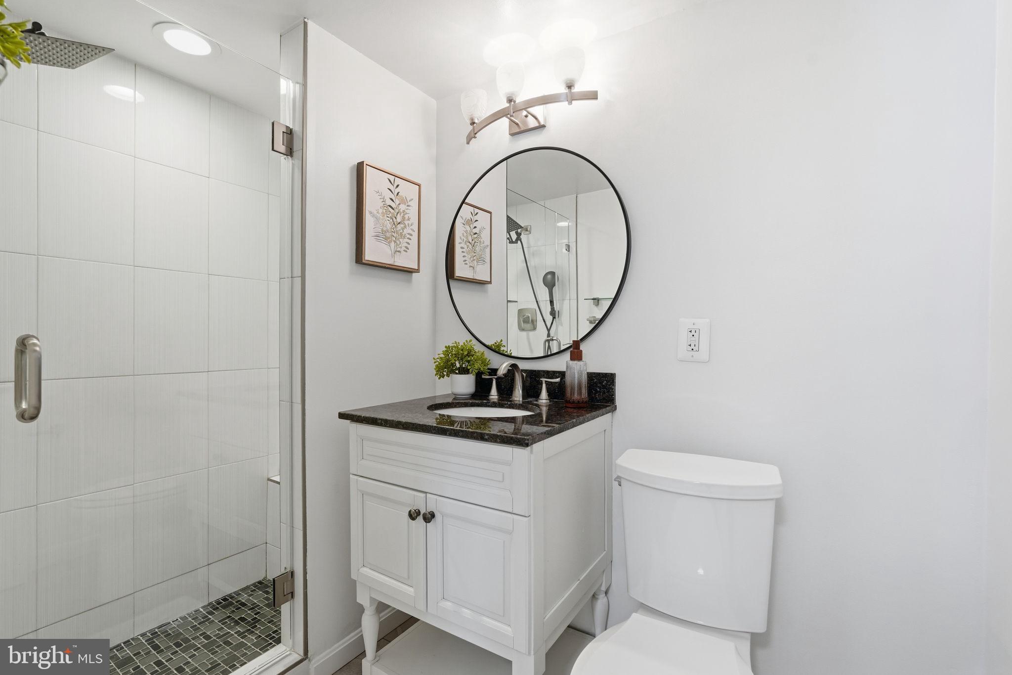 2850 DOVER LANE 201