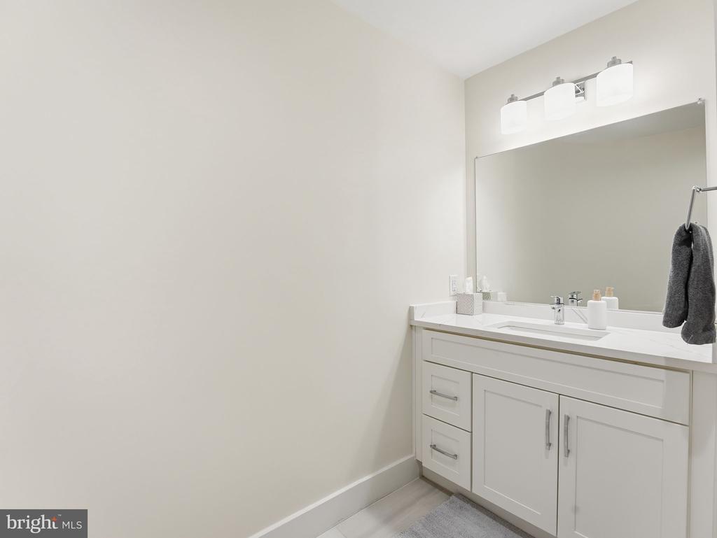 8503 JEFFERSONIAN COURT