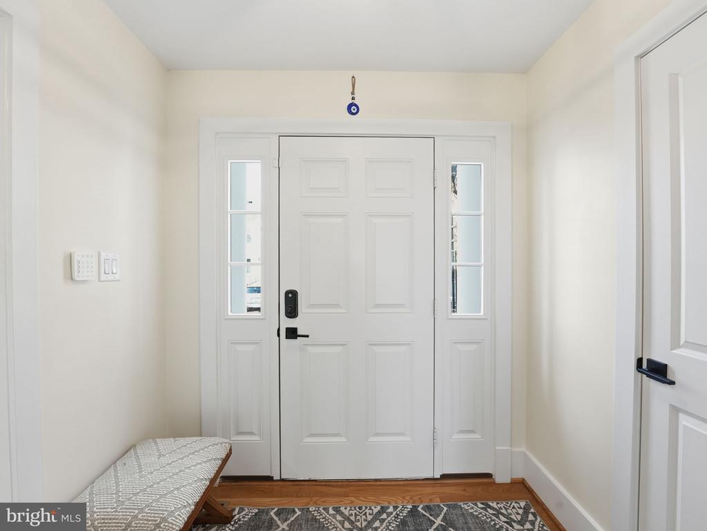 8503 JEFFERSONIAN COURT