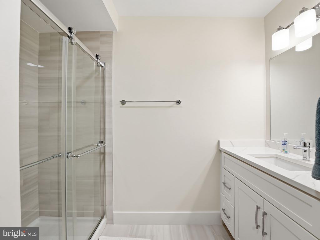8503 JEFFERSONIAN COURT
