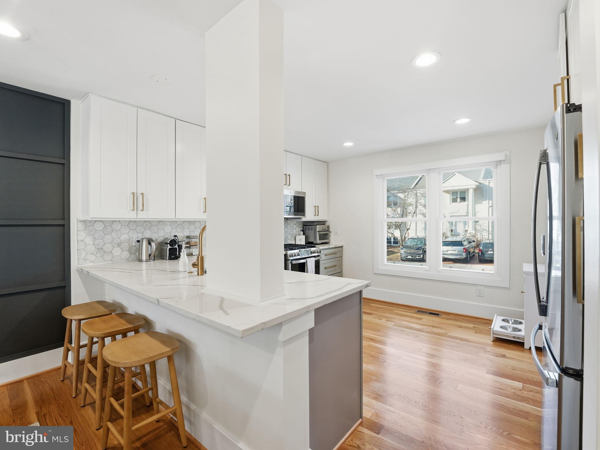8503 JEFFERSONIAN COURT