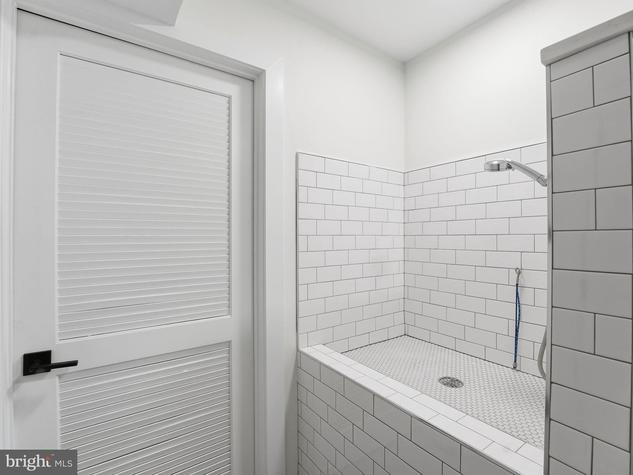 8503 JEFFERSONIAN COURT