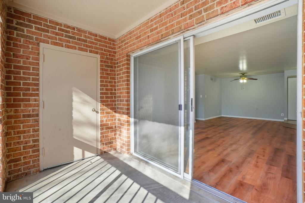 5902 COVE LANDING ROAD 203