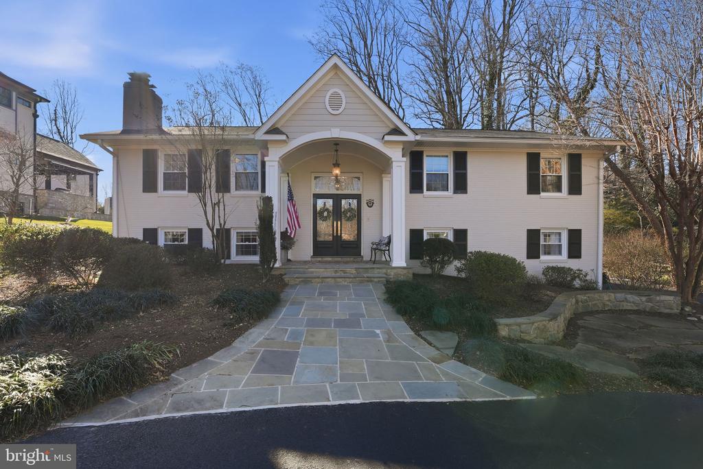 7001 ARBOR LANE
