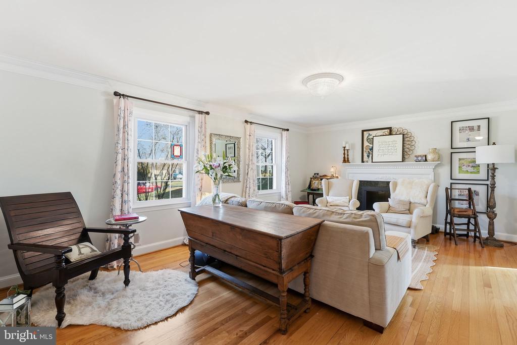 7001 ARBOR LANE