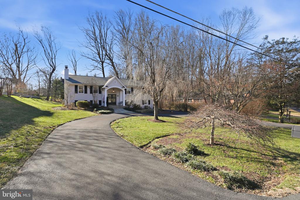 7001 ARBOR LANE