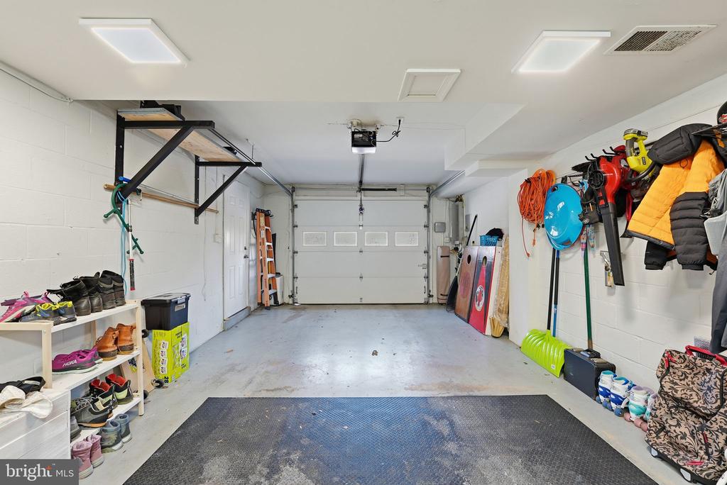7001 ARBOR LANE