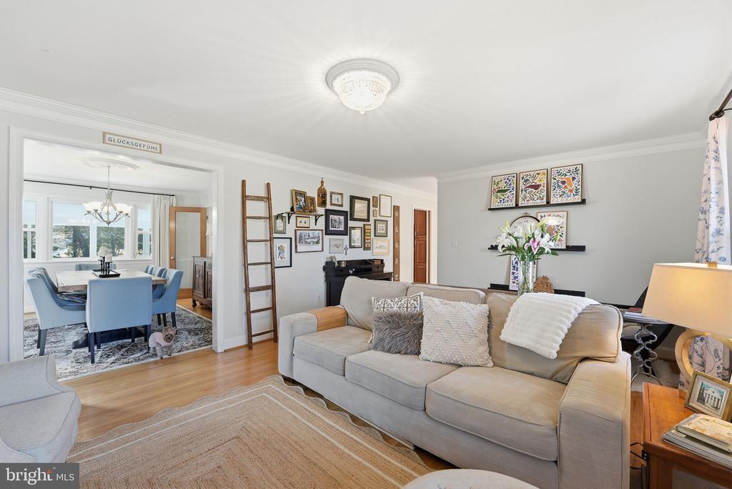 7001 ARBOR LANE