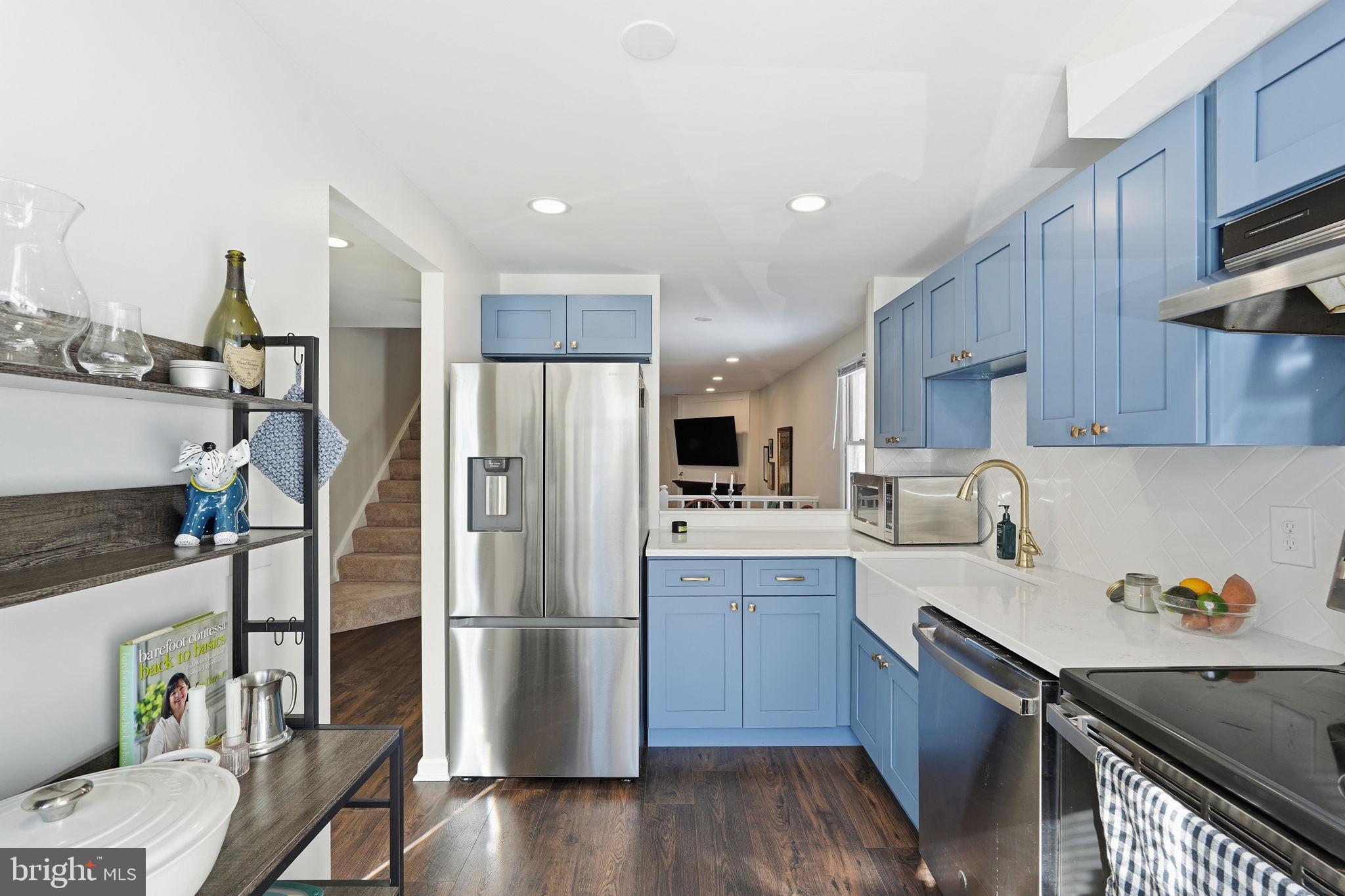 2114 WHISPERWOOD GLEN LANE