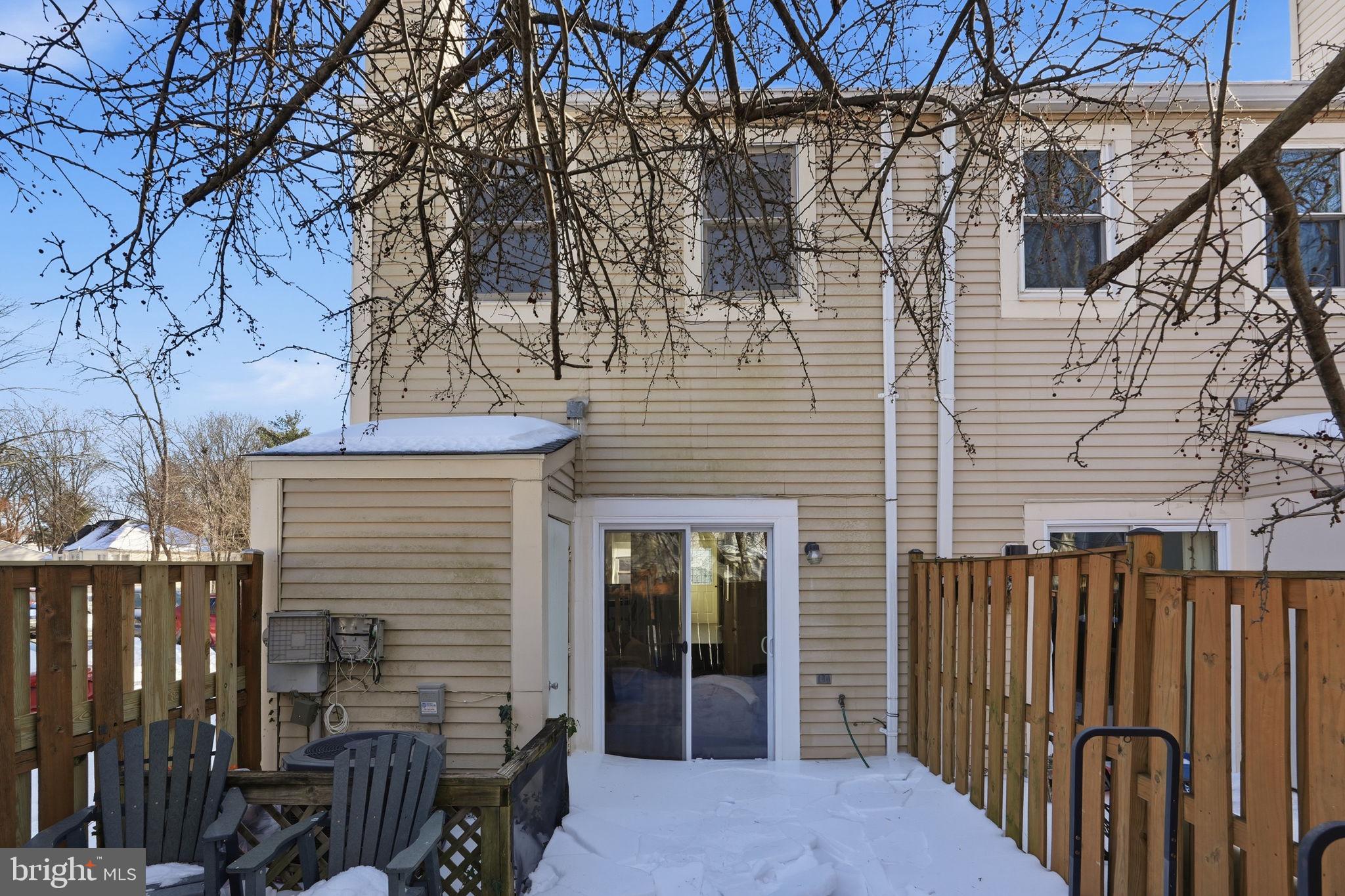 2114 WHISPERWOOD GLEN LANE