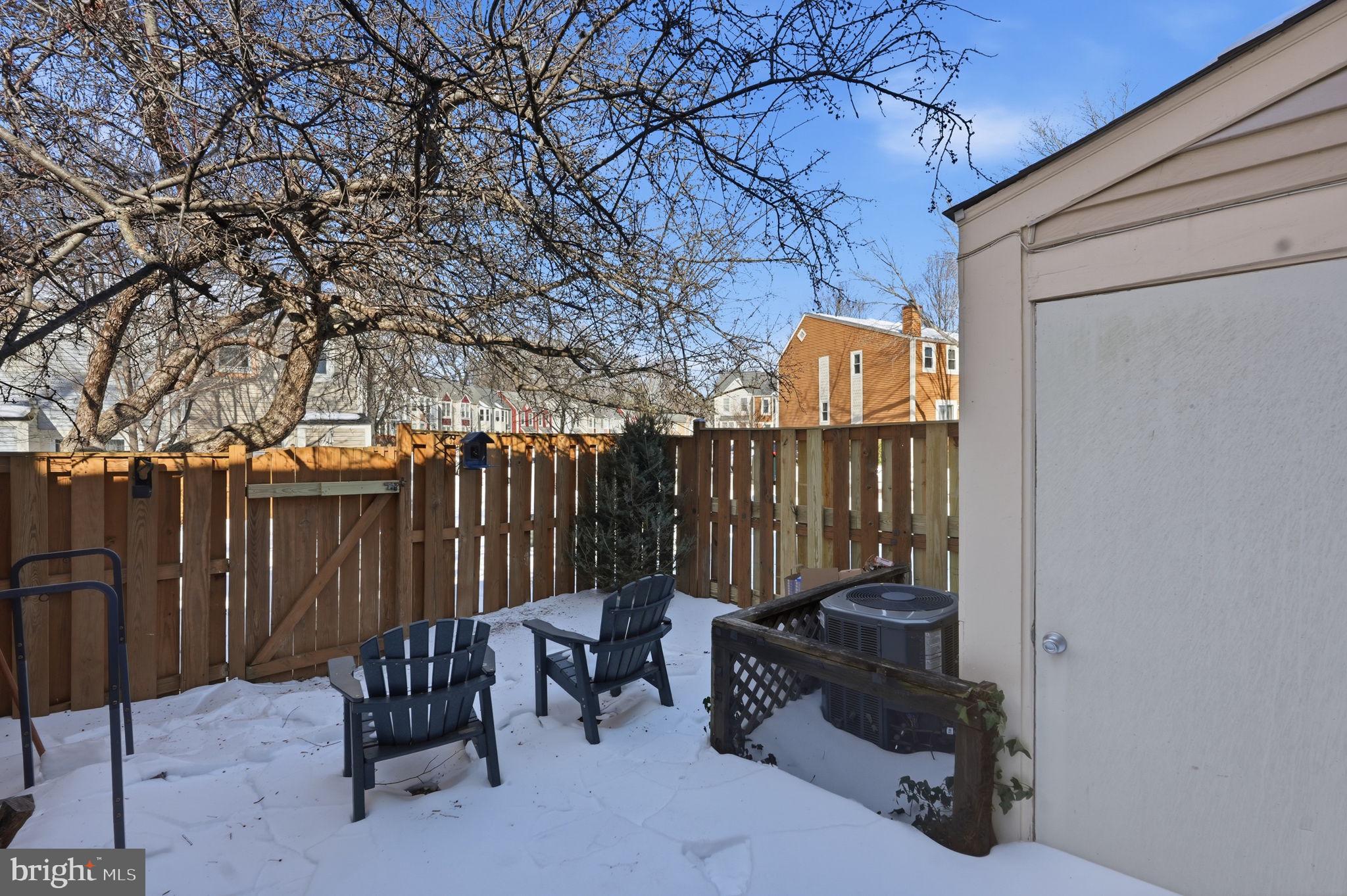 2114 WHISPERWOOD GLEN LANE