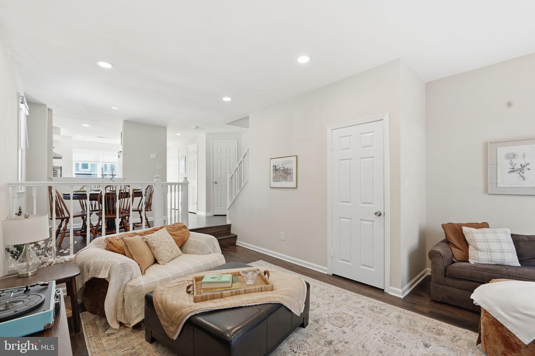 2114 WHISPERWOOD GLEN LANE