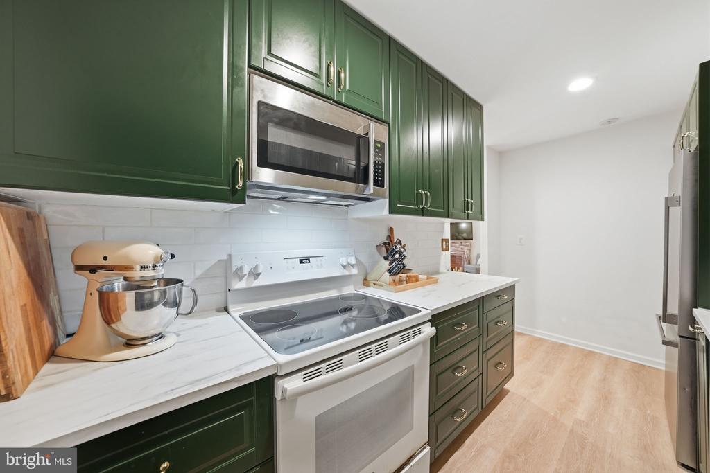 8231 KINGS CHARTER LANE K 108