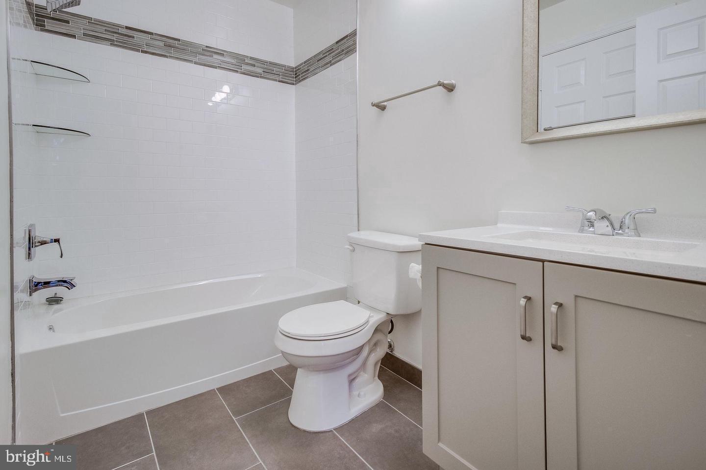 3803 GREEN RIDGE COURT 302