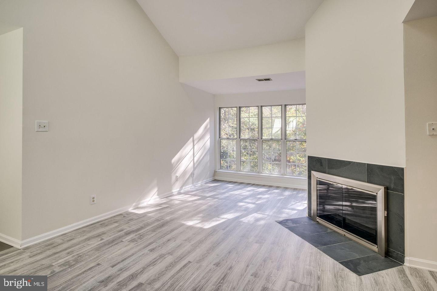 3803 GREEN RIDGE COURT 302