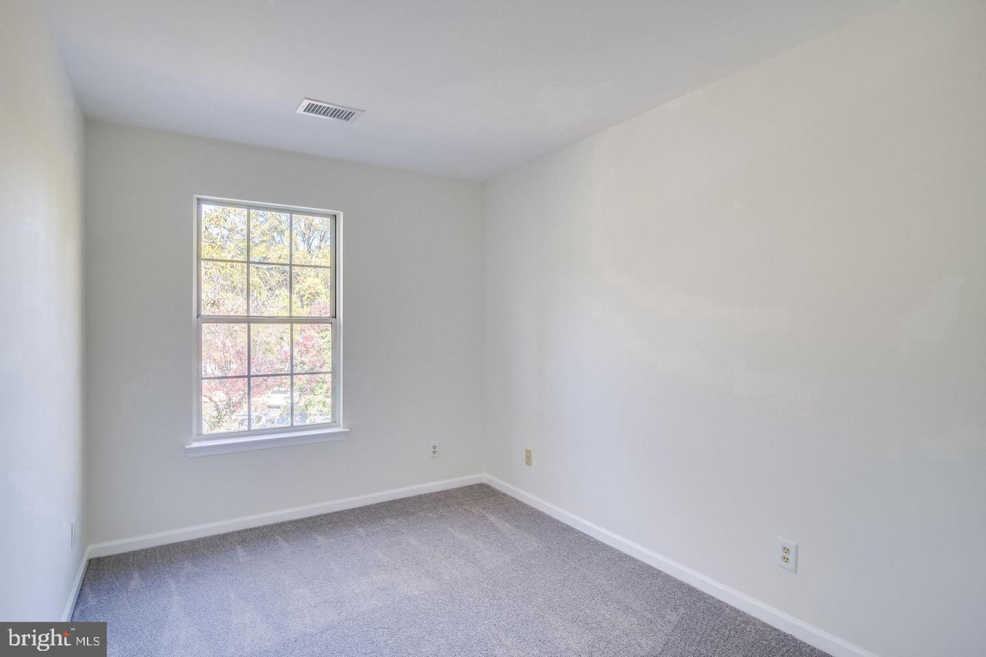 3803 GREEN RIDGE COURT 302