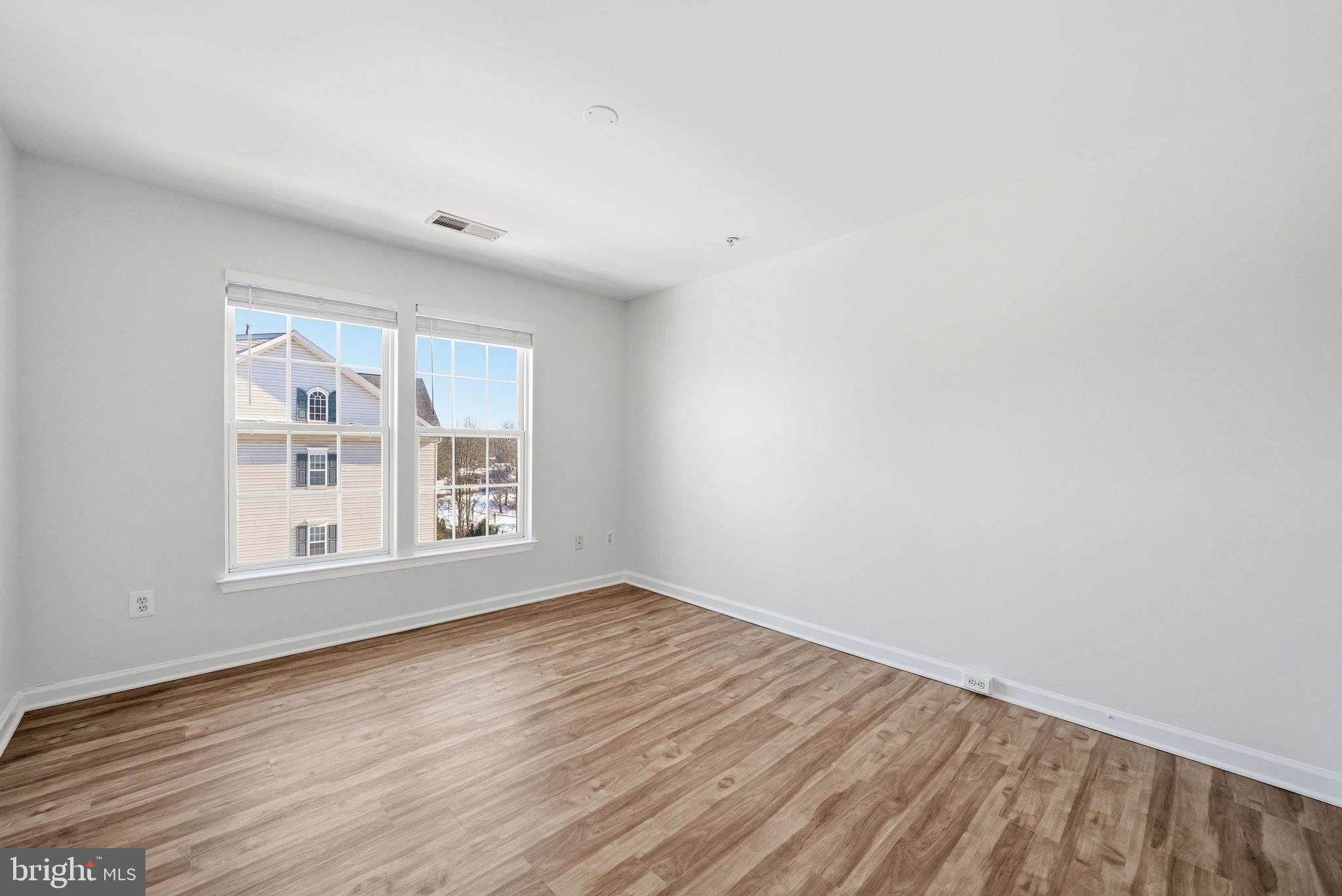 2957 HUNTINGTON GROVE SQUARE