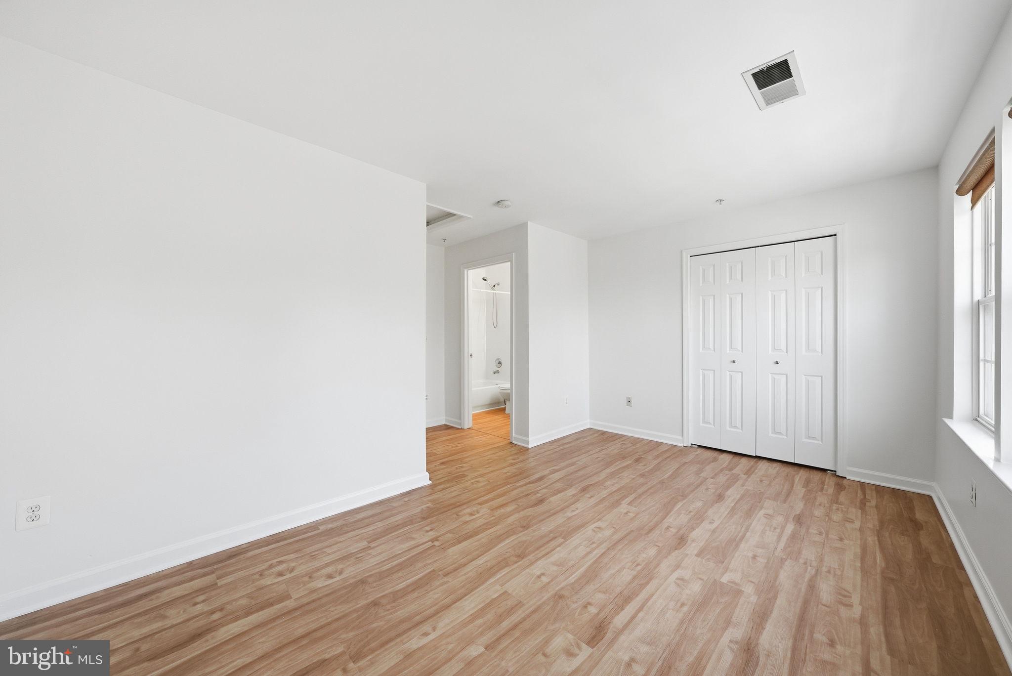 2957 HUNTINGTON GROVE SQUARE