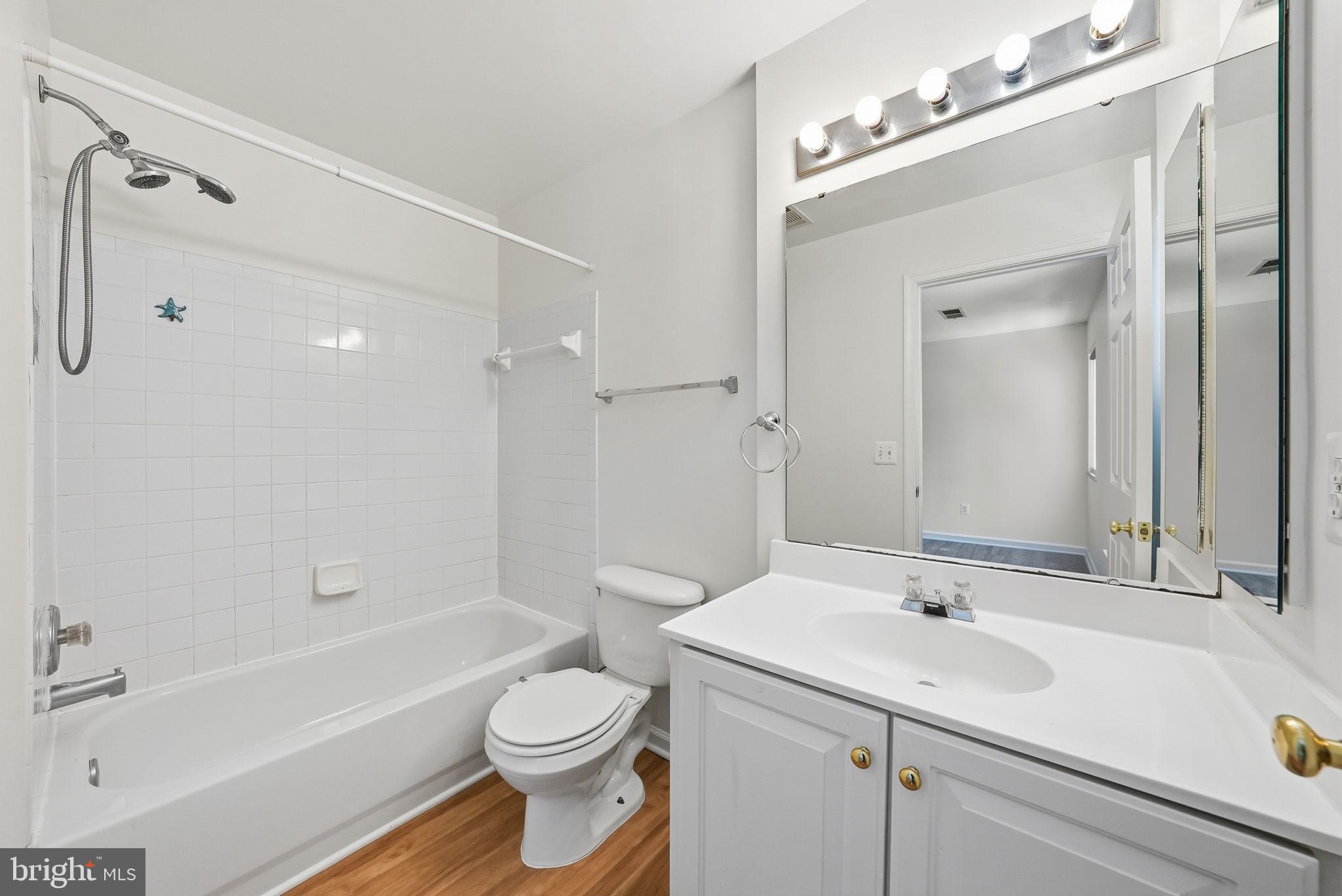 2957 HUNTINGTON GROVE SQUARE