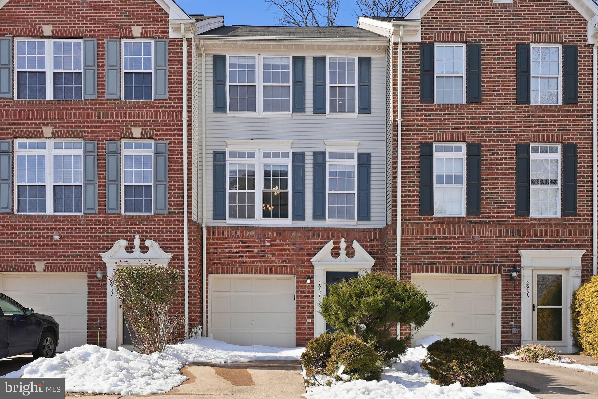 2957 HUNTINGTON GROVE SQUARE
