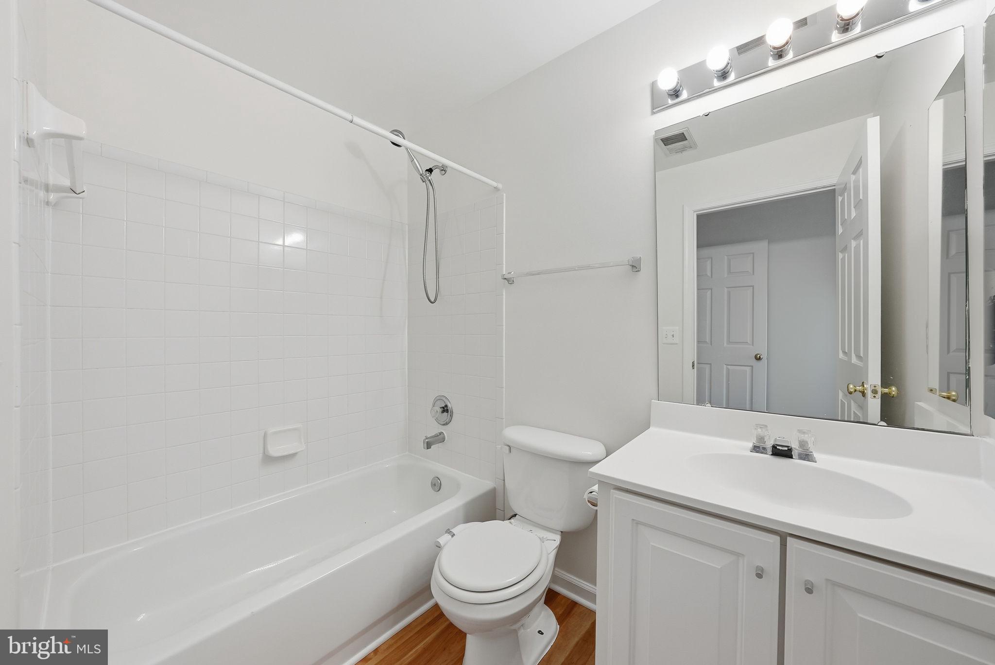 2957 HUNTINGTON GROVE SQUARE