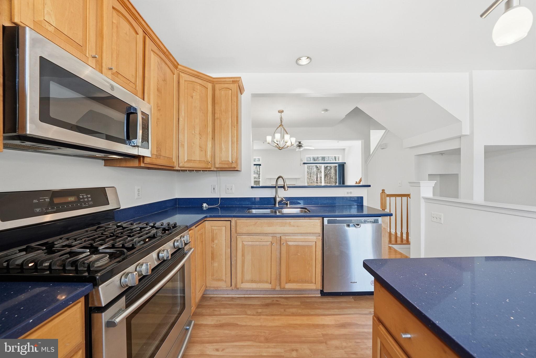 2957 HUNTINGTON GROVE SQUARE