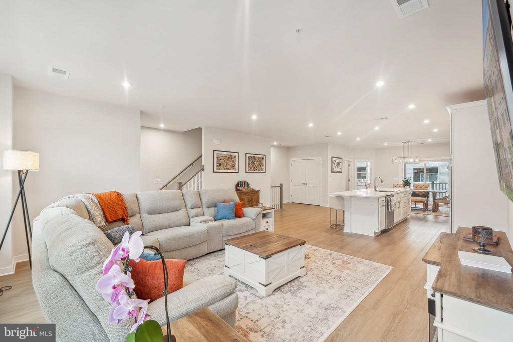 4610 OLIVINE DRIVE 84