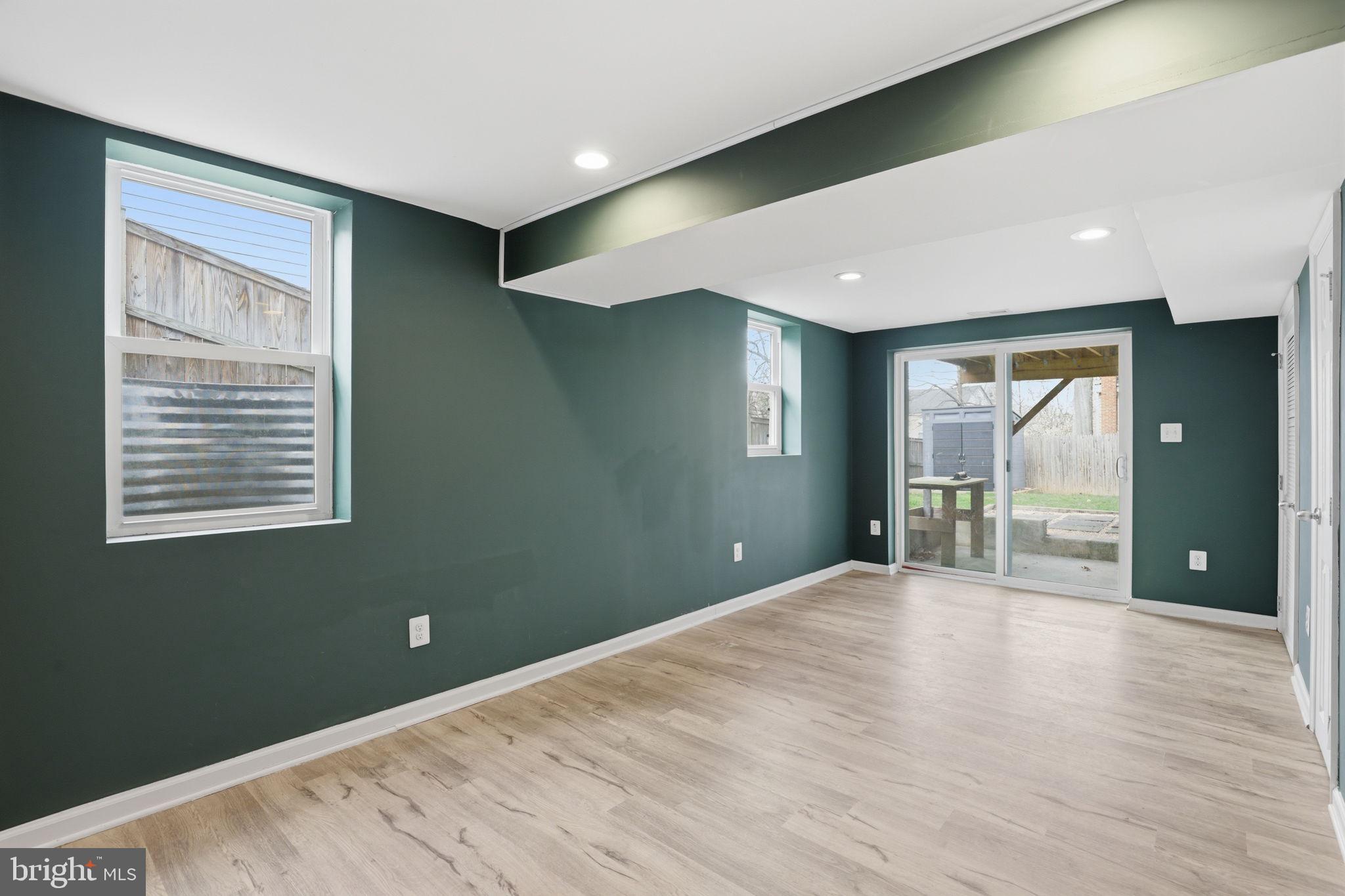 2306 RIVERVIEW TERRACE