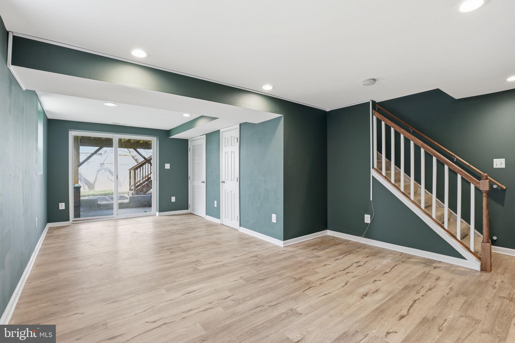 2306 RIVERVIEW TERRACE