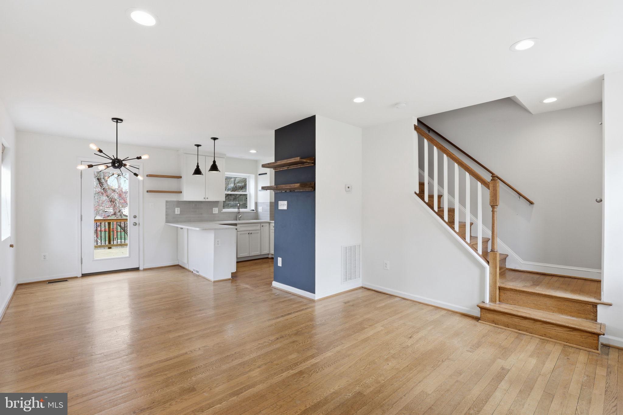 2306 RIVERVIEW TERRACE