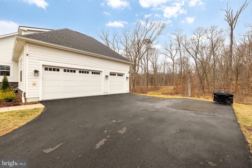 12650 POPES HEAD ROAD