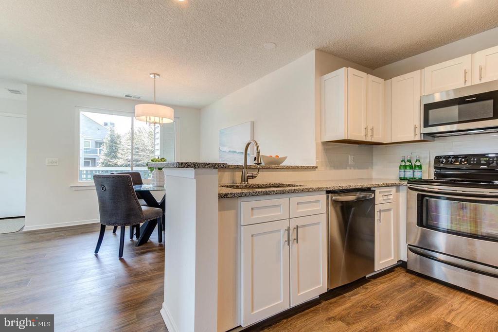 11707 SUMMERCHASE CIRCLE D