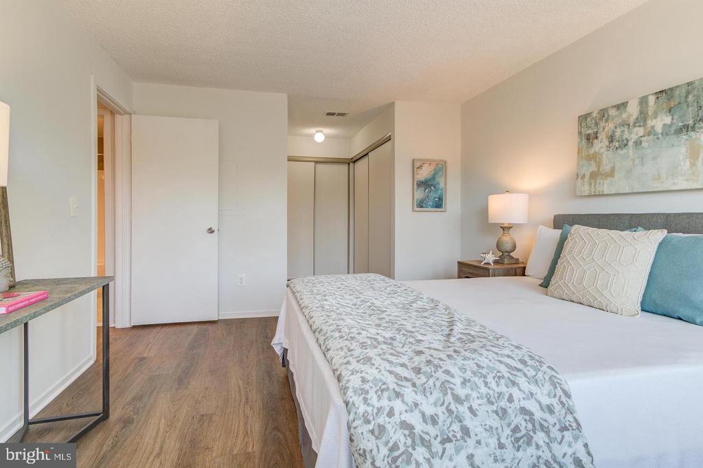 11707 SUMMERCHASE CIRCLE D