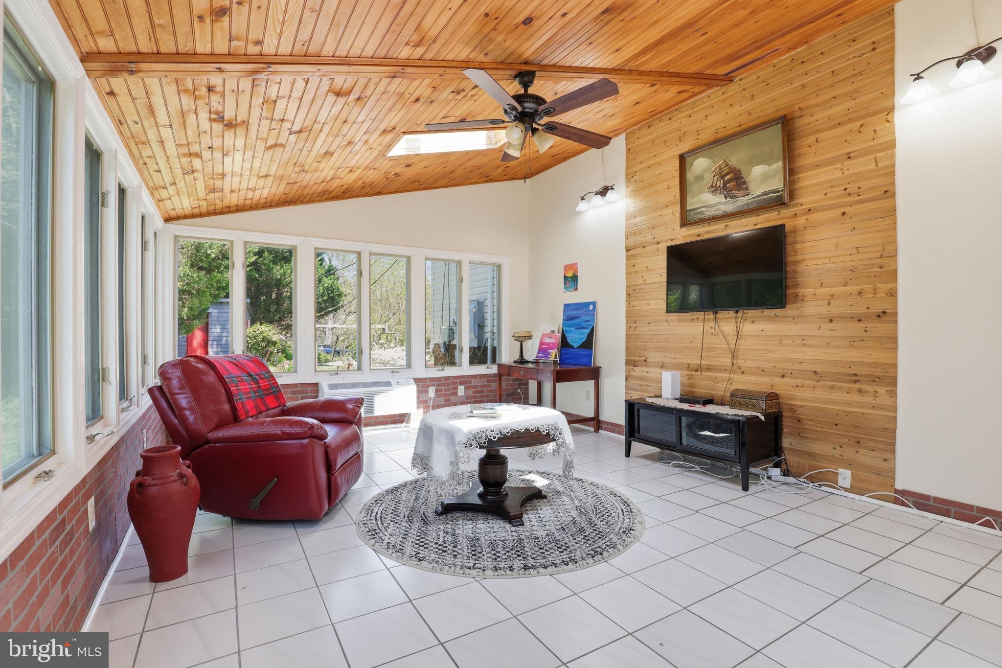 6811 VALLEY BROOK DRIVE