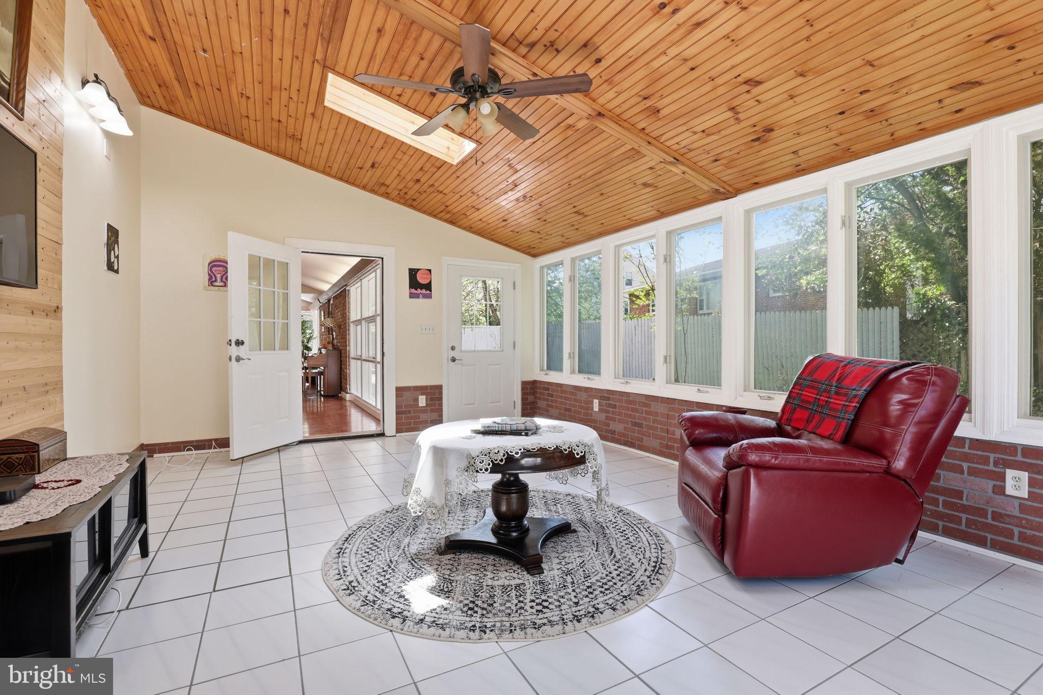 6811 VALLEY BROOK DRIVE