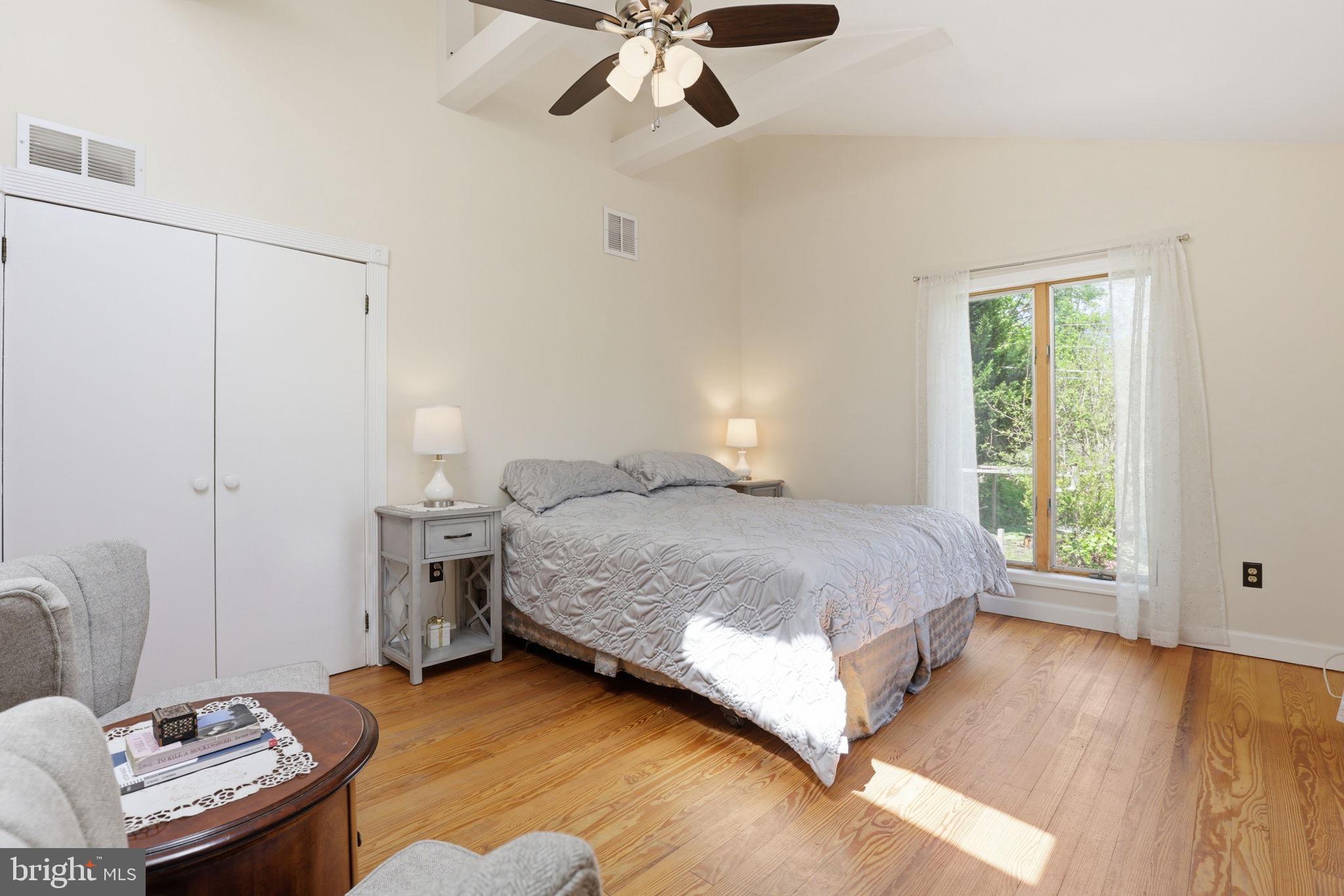 6811 VALLEY BROOK DRIVE