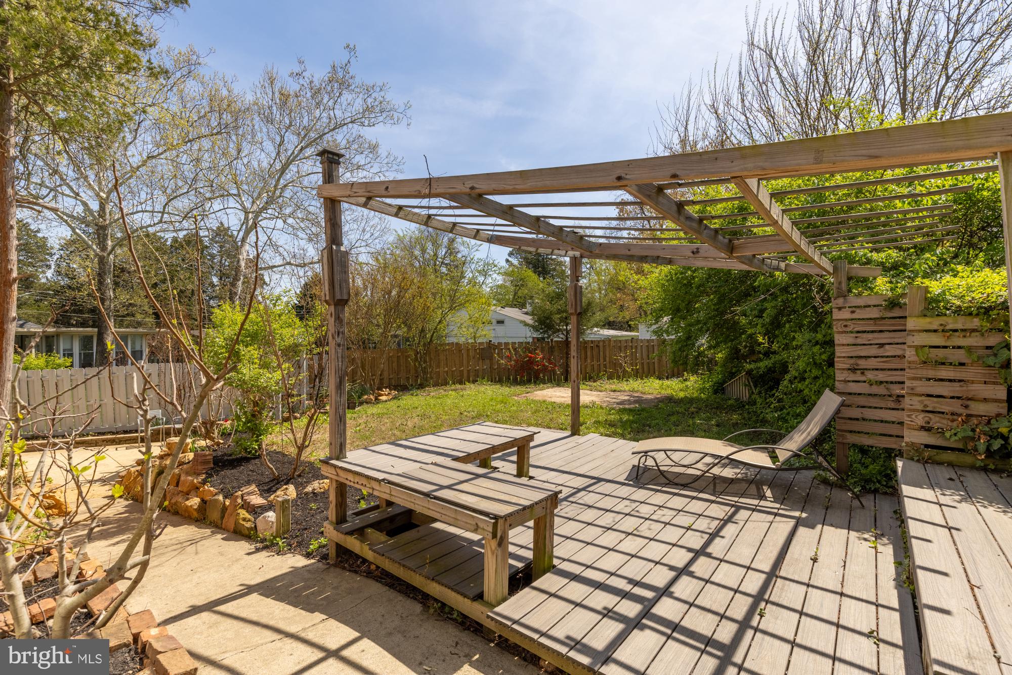 6811 VALLEY BROOK DRIVE