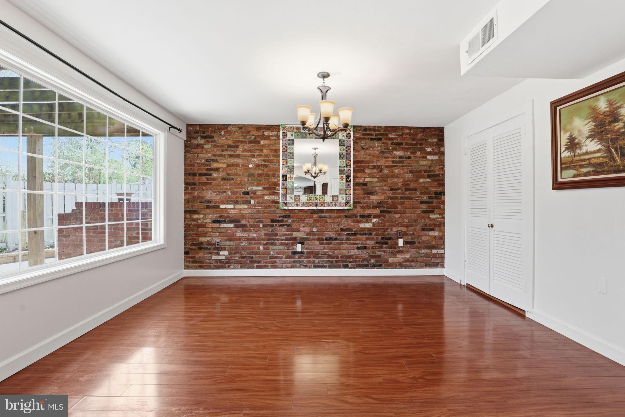 6811 VALLEY BROOK DRIVE