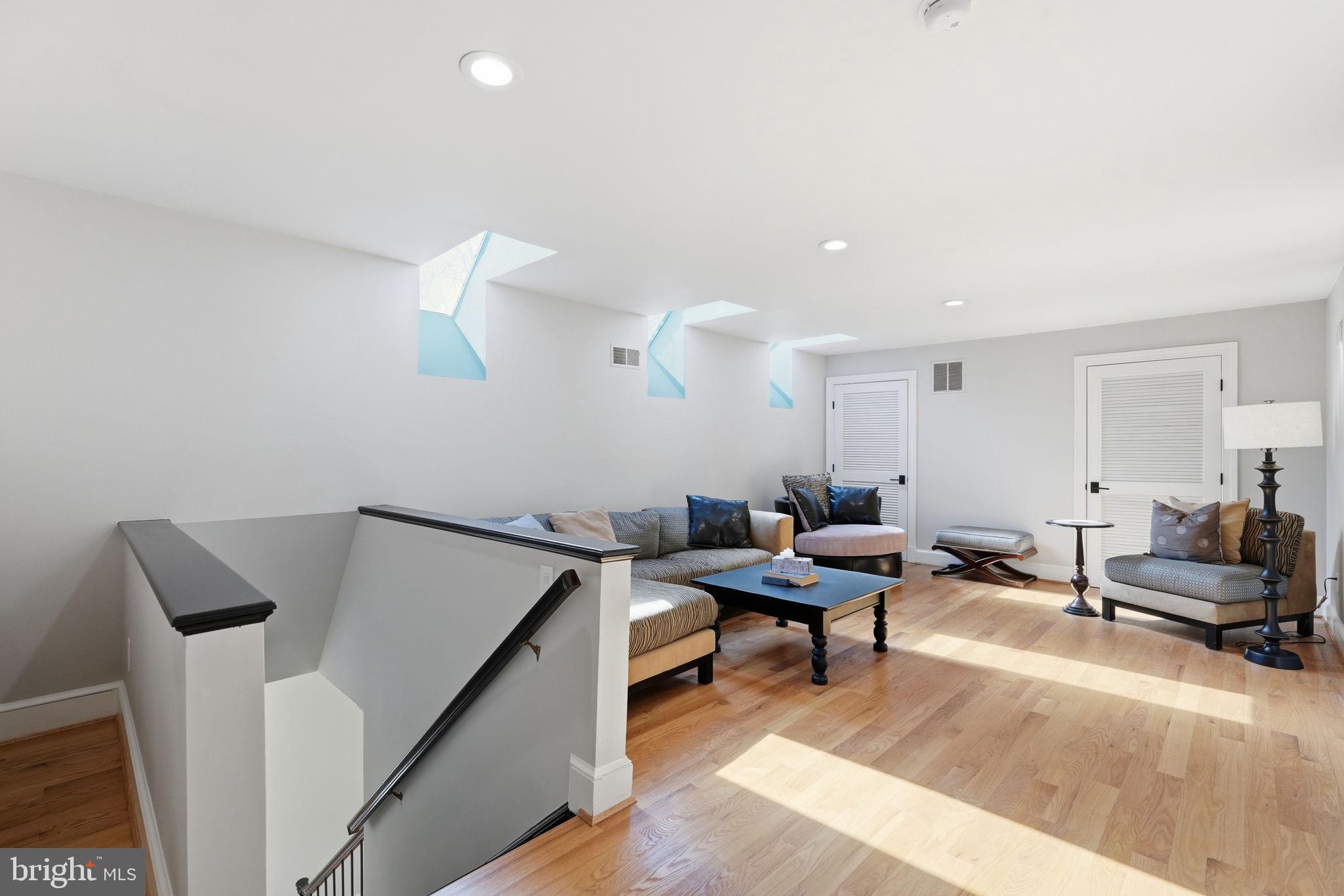 310 SPRINGVALE ROAD