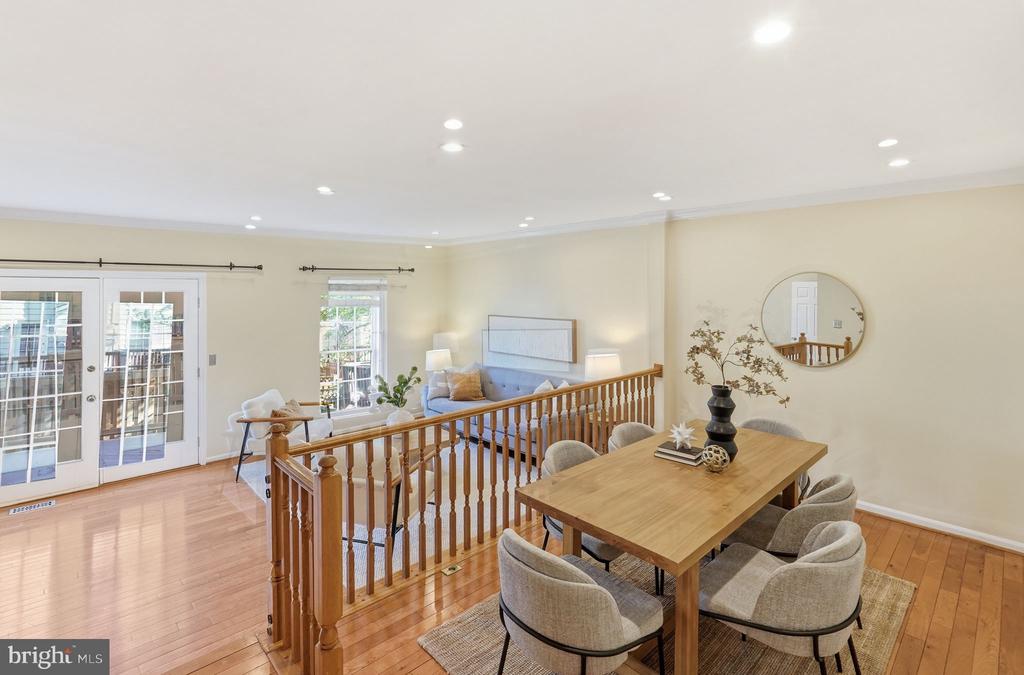 6005 PIECO COURT