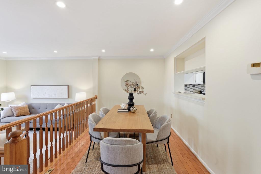 6005 PIECO COURT