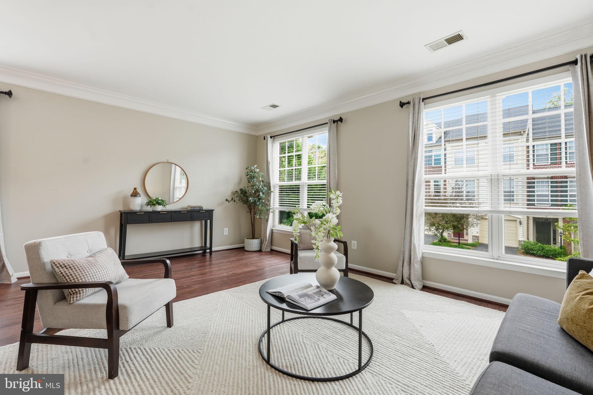8102 DOVE COTTAGE COURT