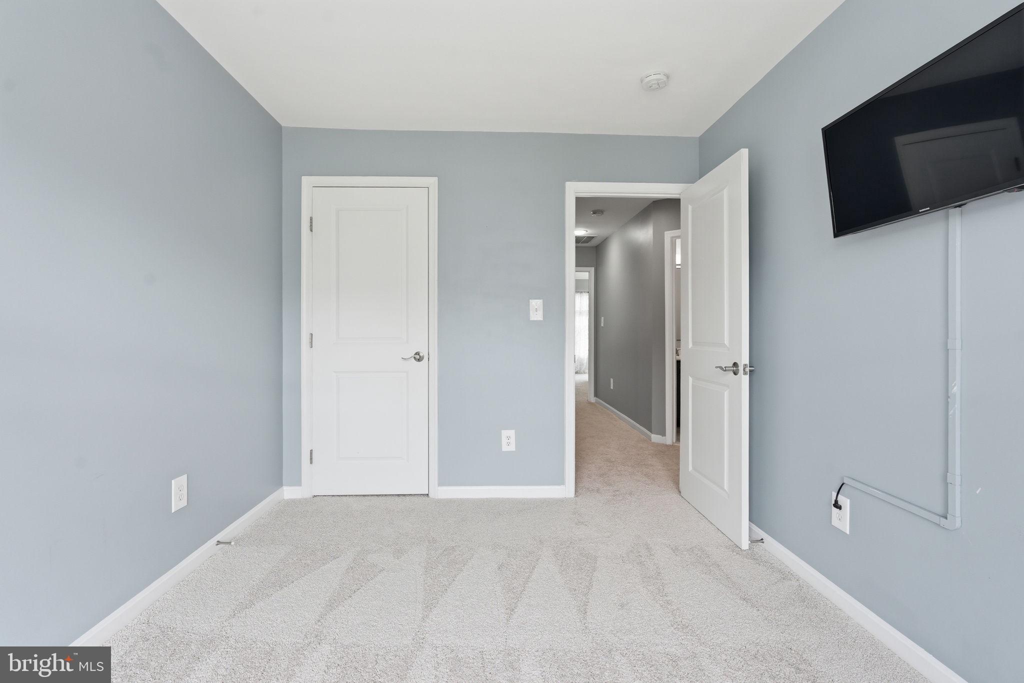8102 DOVE COTTAGE COURT