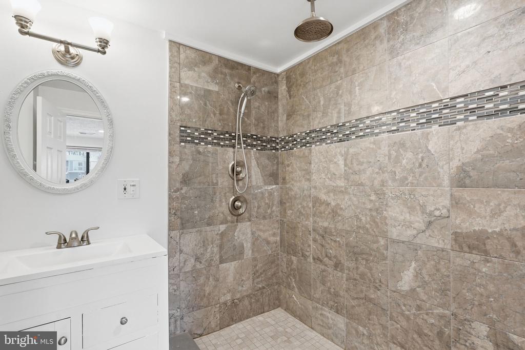 12302 SCOTCH BONNET COURT