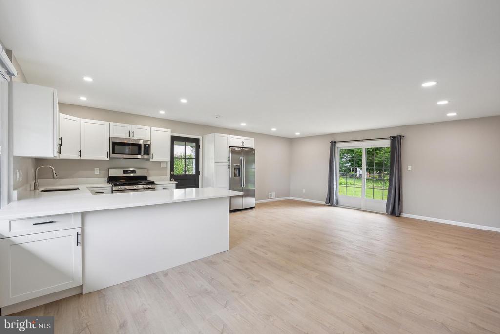 5317 OLDCASTLE LANE