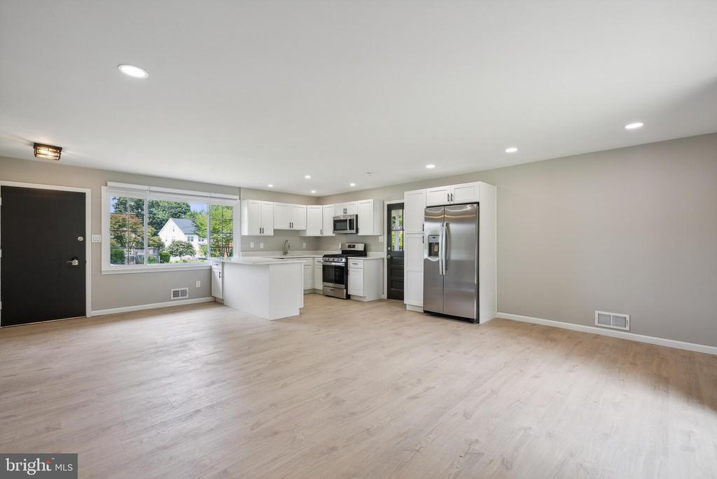 5317 OLDCASTLE LANE