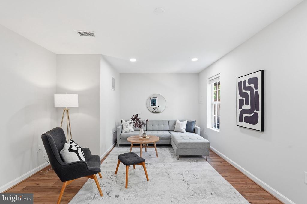 7808 SOLOMON SEAL DRIVE