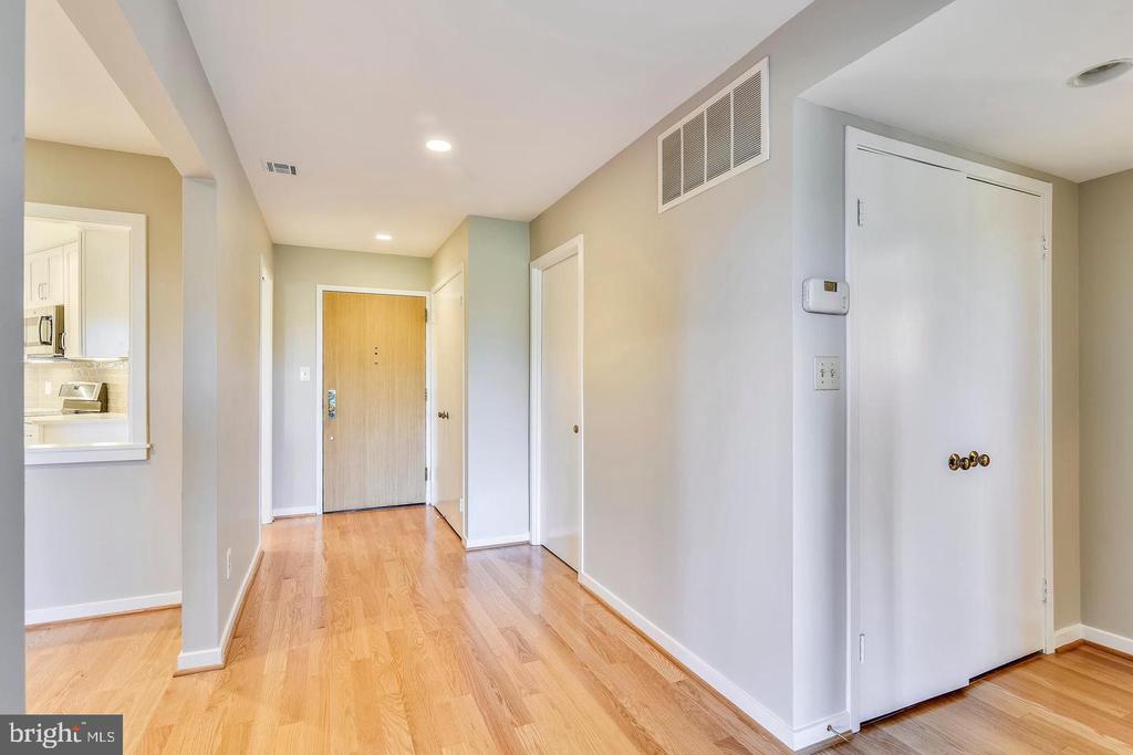 11500 FAIRWAY DRIVE 606