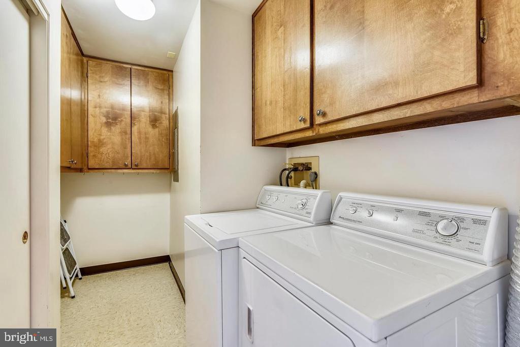 11500 FAIRWAY DRIVE 606
