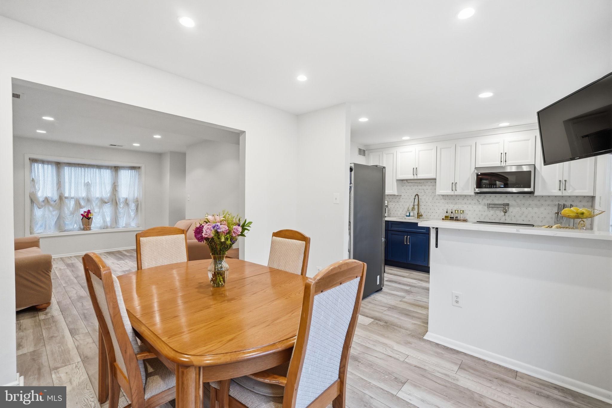 5672 KIRKHAM COURT